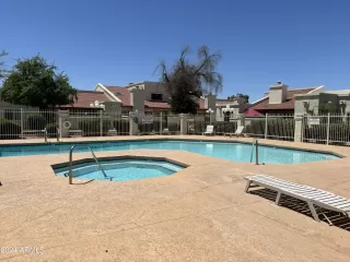 Photo #2: 6710765 Listing