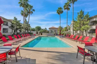 Photo #4: 6710780 Listing