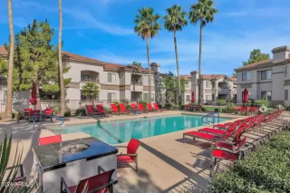 Photo #5: 6710780 Listing