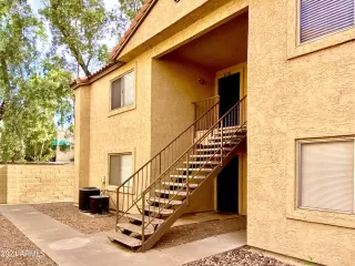 Photo #3: 6710902 Listing