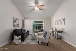 Photo #3: 6710984 Listing