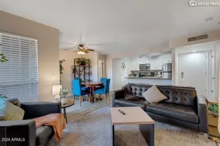 Photo #5: 6711041 Listing 