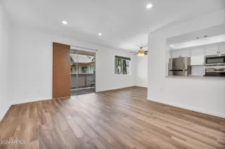 Photo #3: 6711414 Listing 