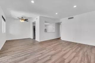 Photo #4: 6711414 Listing 