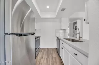 Photo #6: 6711414 Listing 