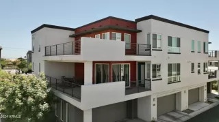 Photo #1: 6711548 Listing 