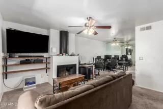 Photo #4: 6711639 Listing 