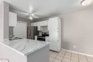 Photo #3: 6711947 Listing