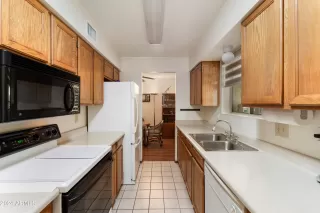 Photo #4: 6711956 Listing