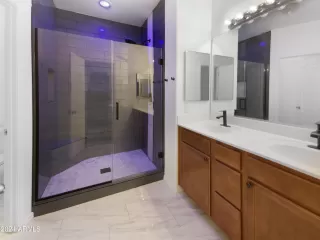 Photo #6: 6712211 Listing