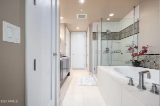 Photo #4: 6712255 Listing 