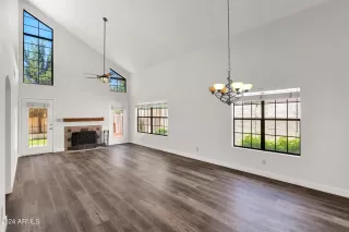 Photo #2: 6712264 Listing