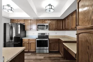 Photo #5: 6712264 Listing