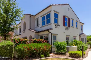 Photo #4: 6712404 Listing