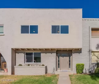 Photo #1: 6712493 Listing 