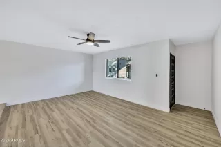 Photo #4: 6712732 Listing