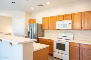 Photo #3: 6712758 Listing