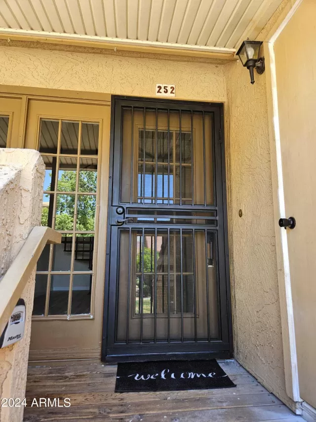 MLS: 6712853 Condo For Sale