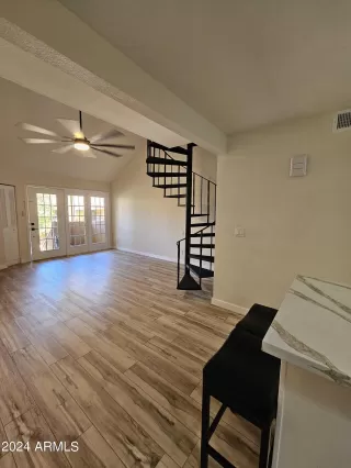 Photo #3: 6712853 Listing 