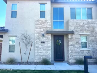 Photo #1: 6713126 Listing