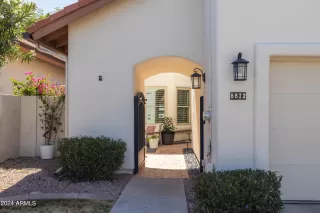 Photo #2: 6713230 Listing