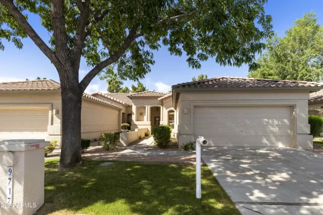 MLS: 6713355 Condo For Sale