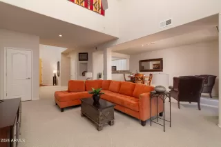 Photo #6: 6713404 Listing