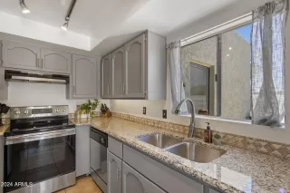 Photo #6: 6713730 Listing