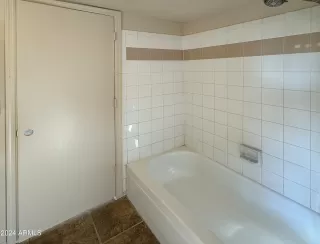 Photo #2: 6714360 Listing