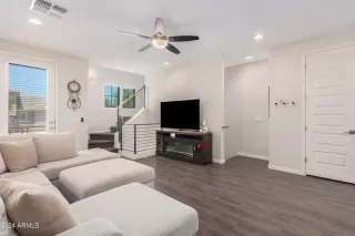 Photo #6: 6714383 Listing 