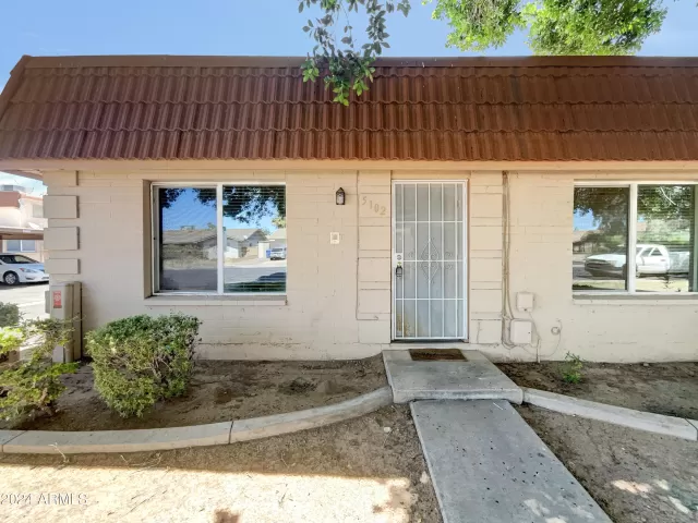 MLS: 6714567 Condo For Sale