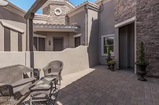 Photo #4: 6714662 Listing