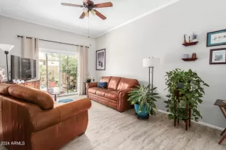 Photo #3: 6714899 Listing 