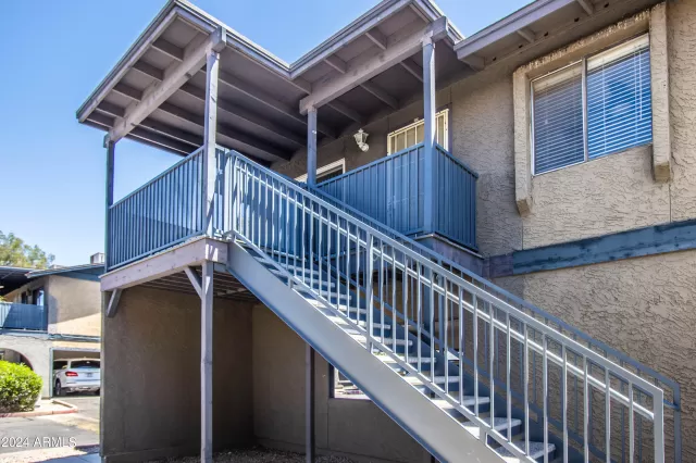 MLS: 6715028 Condo For Sale