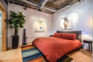 Photo #1: 6715110 Listing