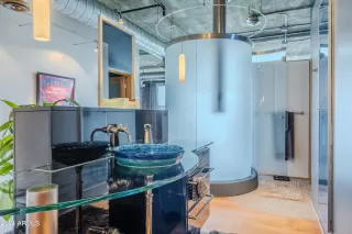 Photo #4: 6715110 Listing