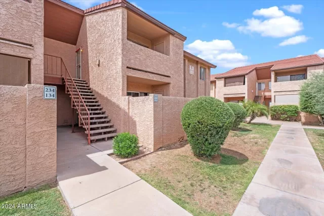 MLS: 6715191 Condo For Sale