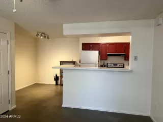 Photo #1: 6716021 Listing