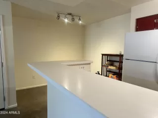 Photo #5: 6716021 Listing