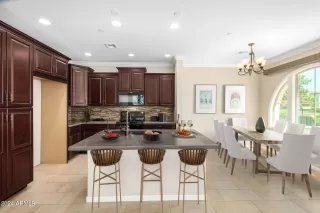 Photo #4: 6716056 Listing