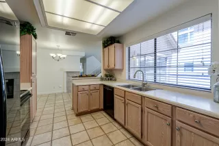 Photo #5: 6716079 Listing 