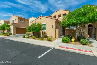 Photo #2: 6716238 Listing