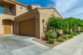 Photo #4: 6716238 Listing