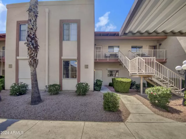 MLS: 6716398 Condo For Sale