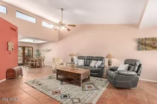 Photo #6: 6716550 Listing 