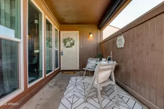 Photo #3: 6716839 Listing