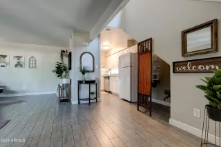 Photo #6: 6716839 Listing