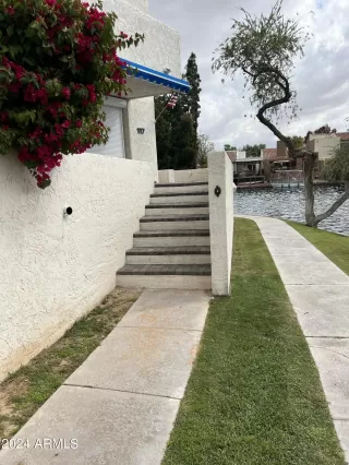 Photo #6: 6716992 Listing 