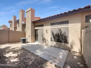 Photo #5: 6717039 Listing