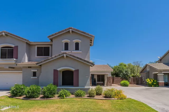 MLS: 6717271 Condo For Sale